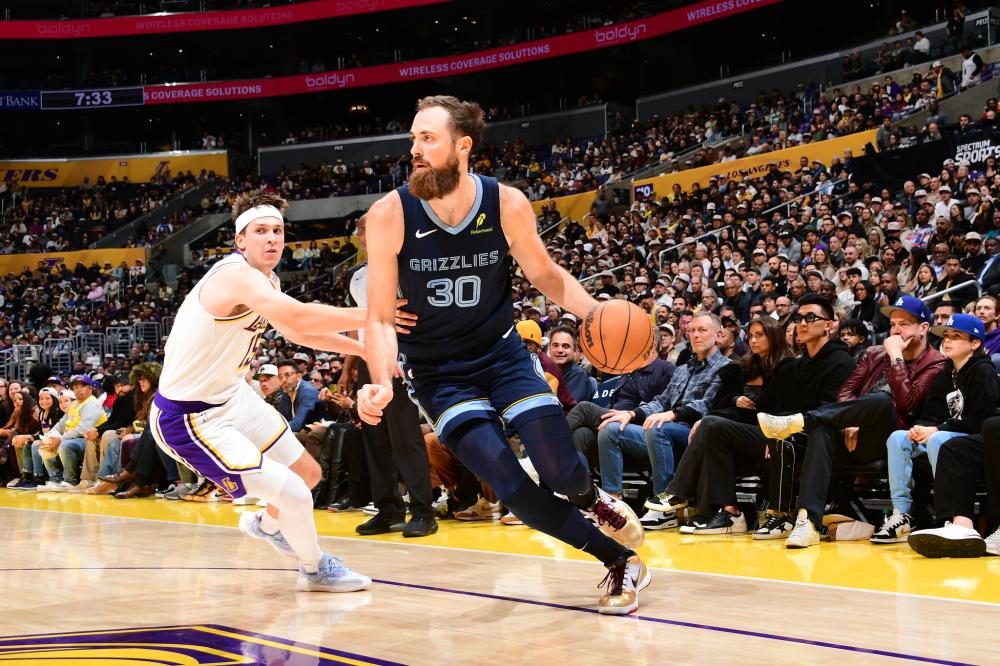 更透明的依 更透明的依